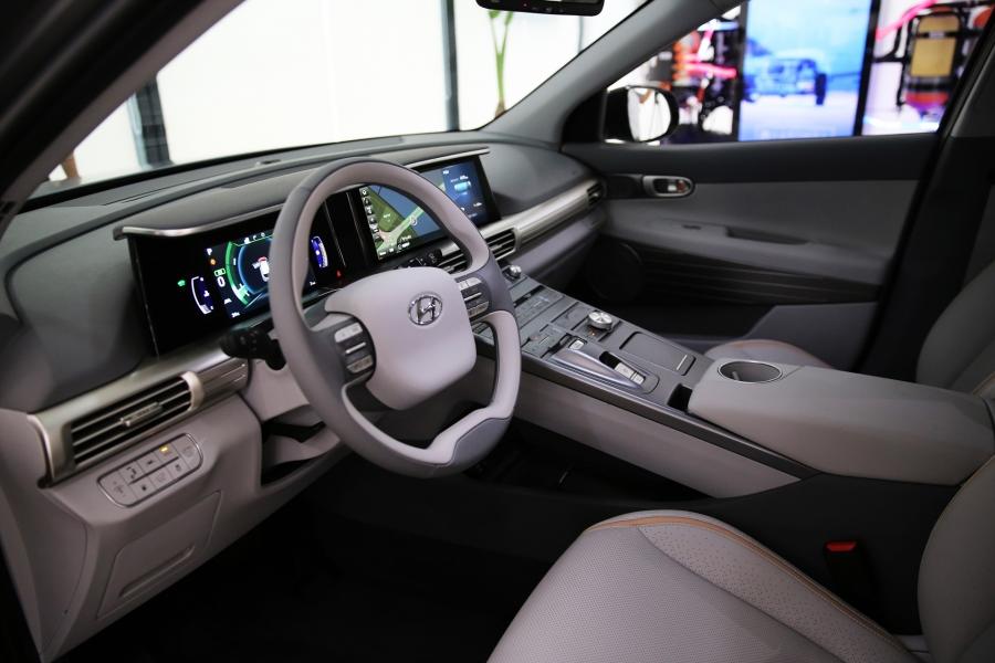 2017-08-17-A-pr¢xima-geraá∆o-SUV-da-Hyundai-promete-Autonomia-e-Estilo_3-960×600