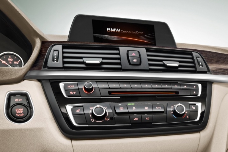 2017-BMW-4-Series-Gran-Coupe-12