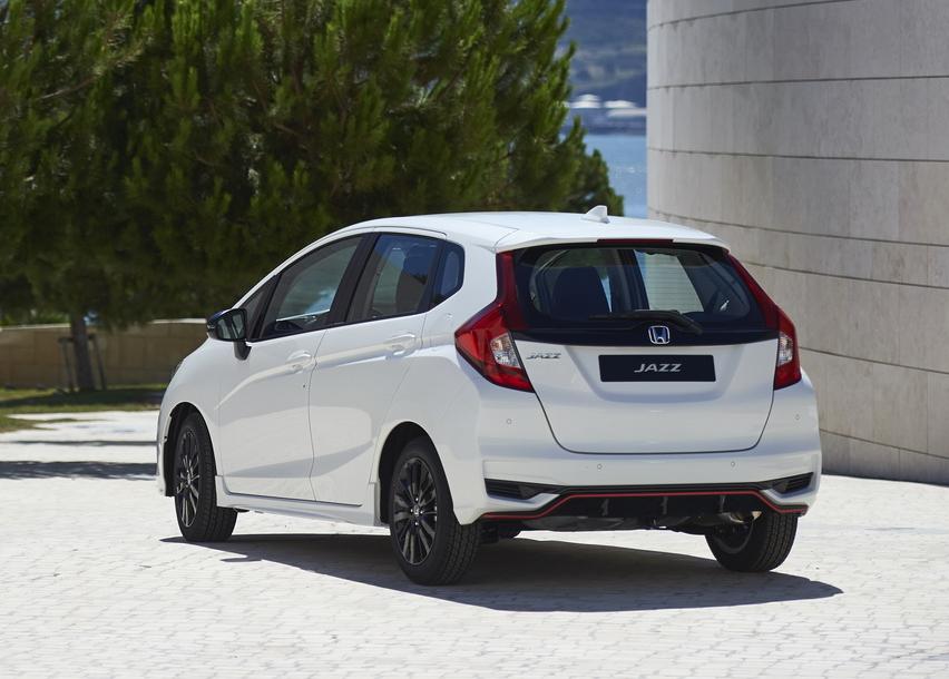 2018-honda-jazz-europe-11