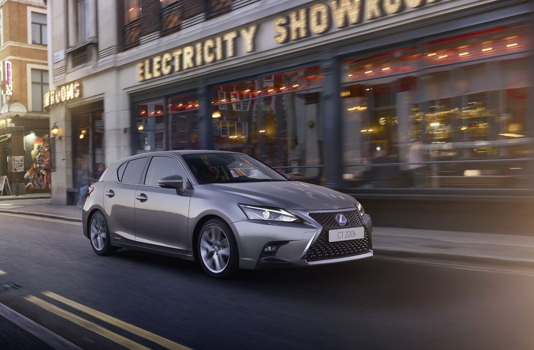 2018-lexus-ct-200h (2)