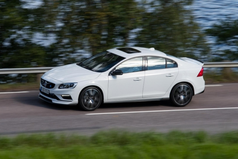 2018-volvo-s60-polestar-1-960×600