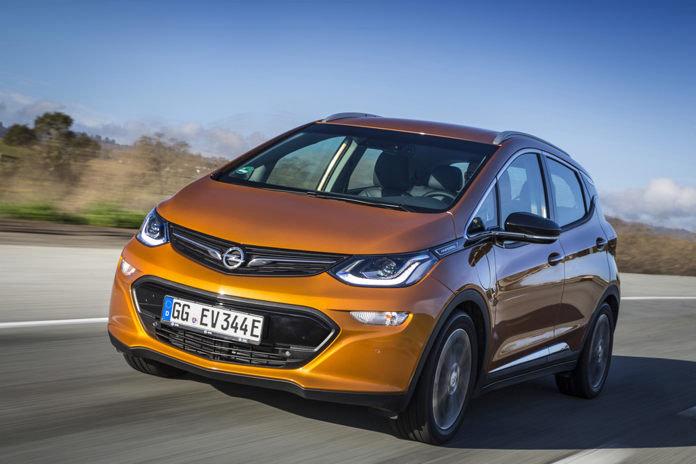 5-Opel-Ampera-e