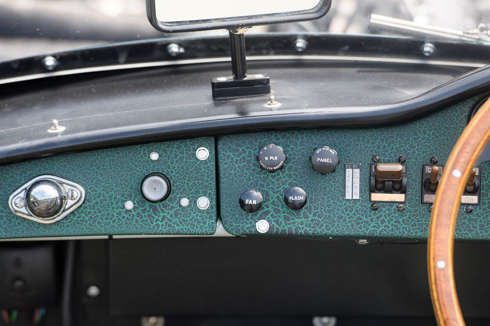 Aston-Martin-DBR1 Monterey (28)