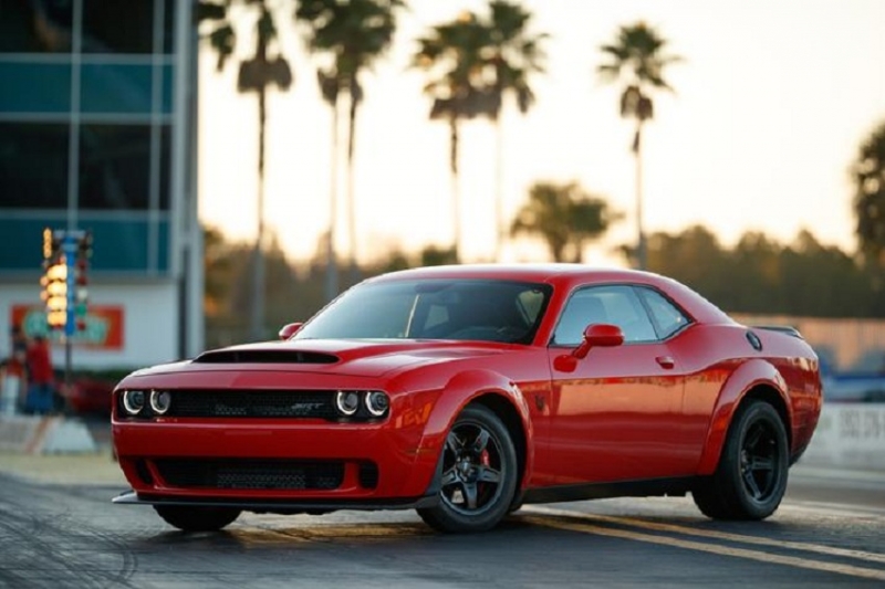 DODGE CHALLENGER DEMON