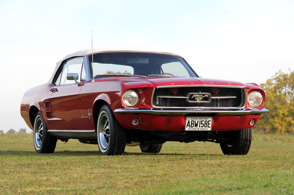 FORD-MUSTANG