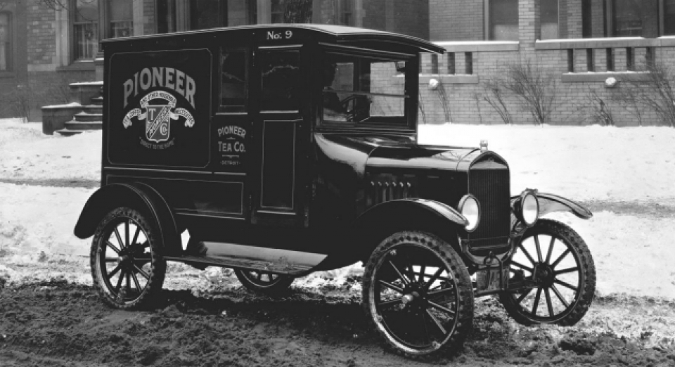 F_Ford-Model-TT-Panel-Delivery-truck-960×600