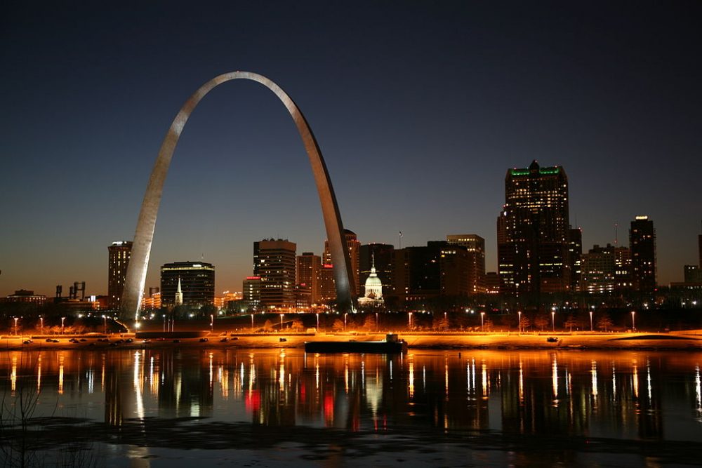 GATEWAY ARCH