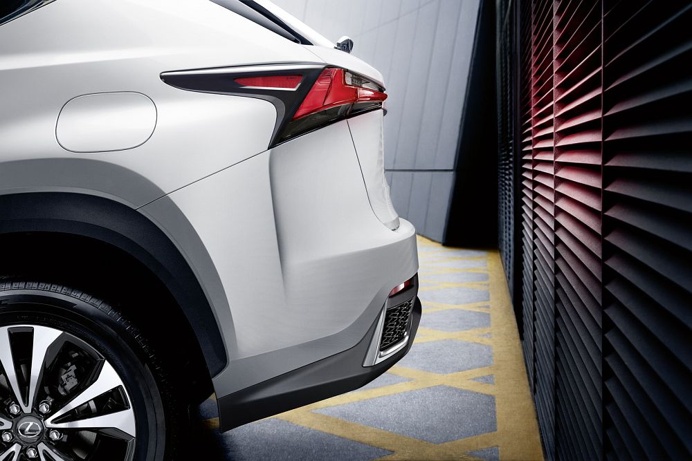 Lexus NX (4)