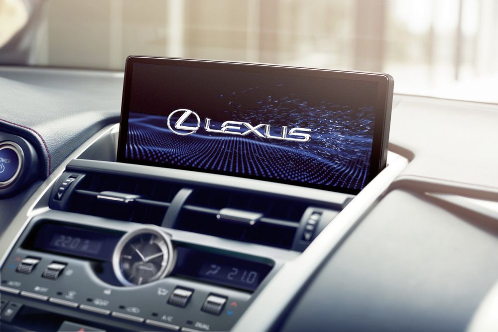 Lexus NX (6)