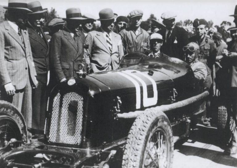 NivolaVenceTARGAFLORIO1932AlfaRomeo-768×544