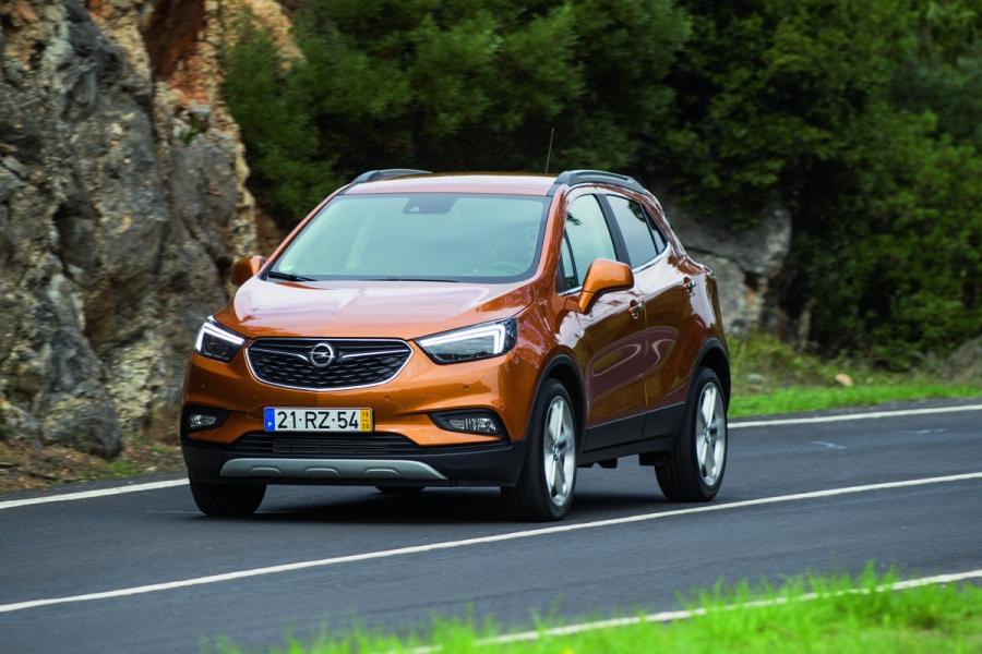 Opel Mokka x Turbo (7)