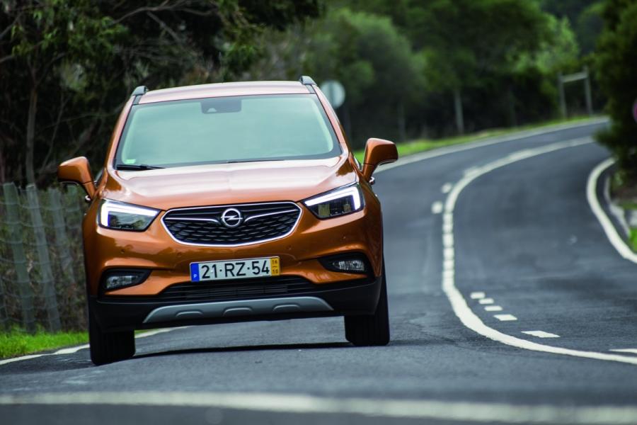 Opel Mokka x Turbo (8)