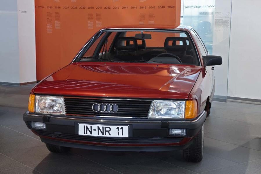 audi_100_c3-1-960×600