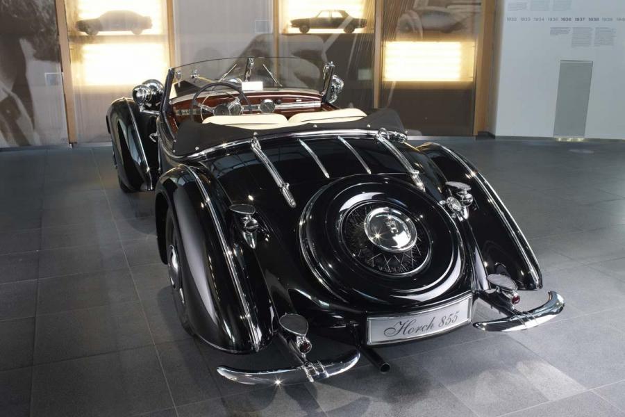 horch_855-1-960×600