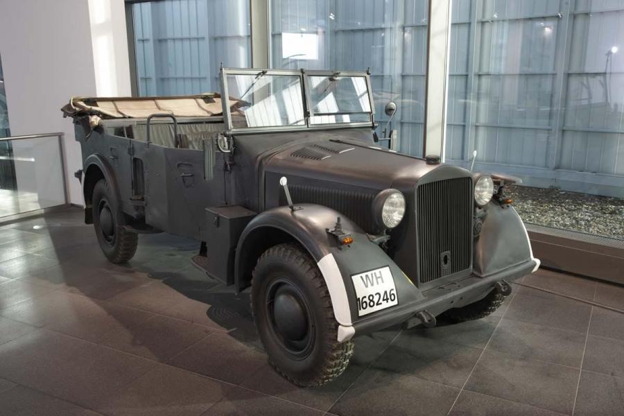 horch_901_kfz_15-1-960×600