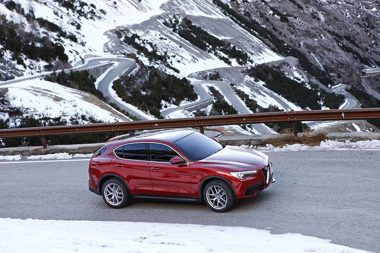 170222_Alfa-Romeo_Stelvio_42