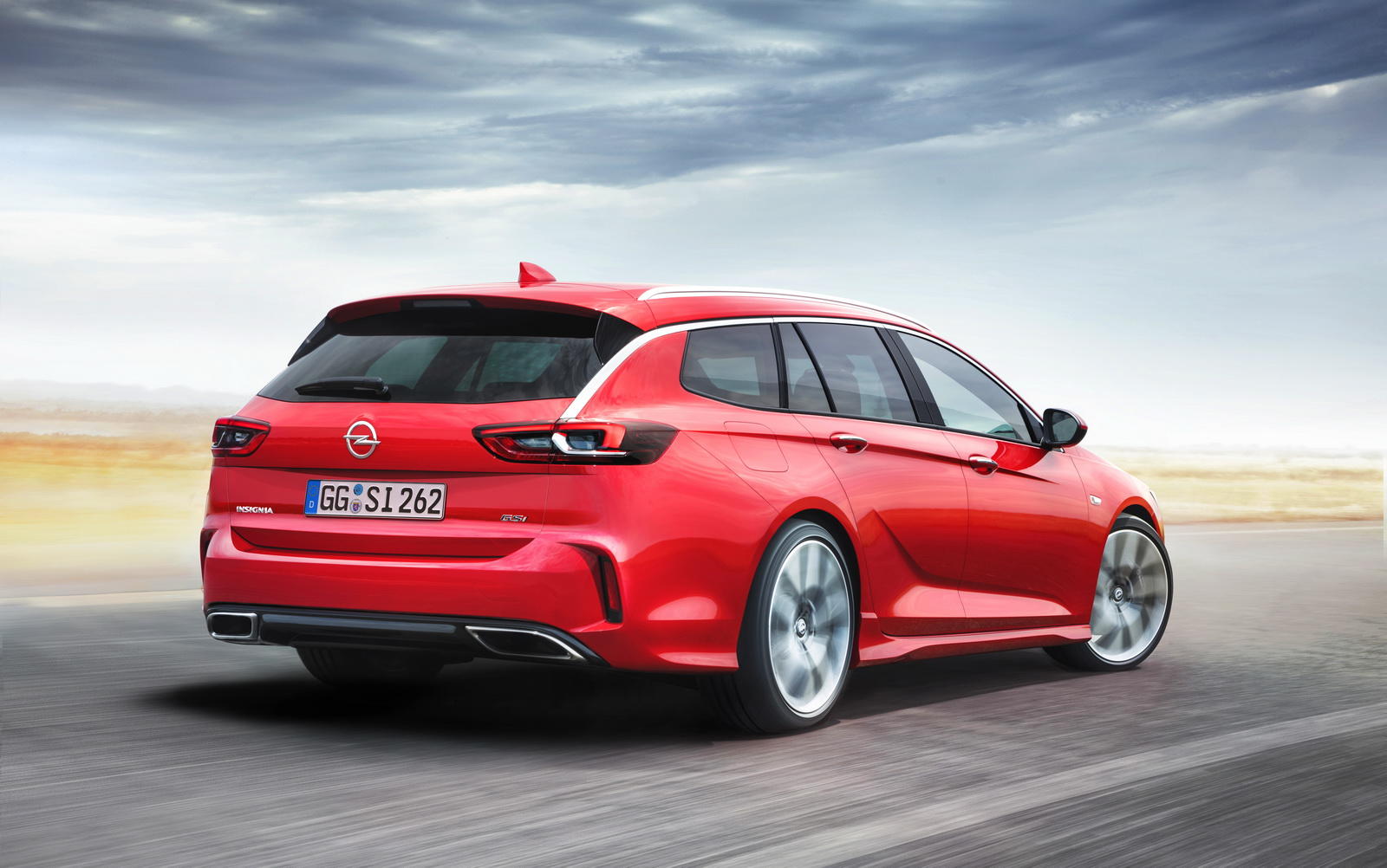 2018-opel-insignia-gsi-sports-tourer-3