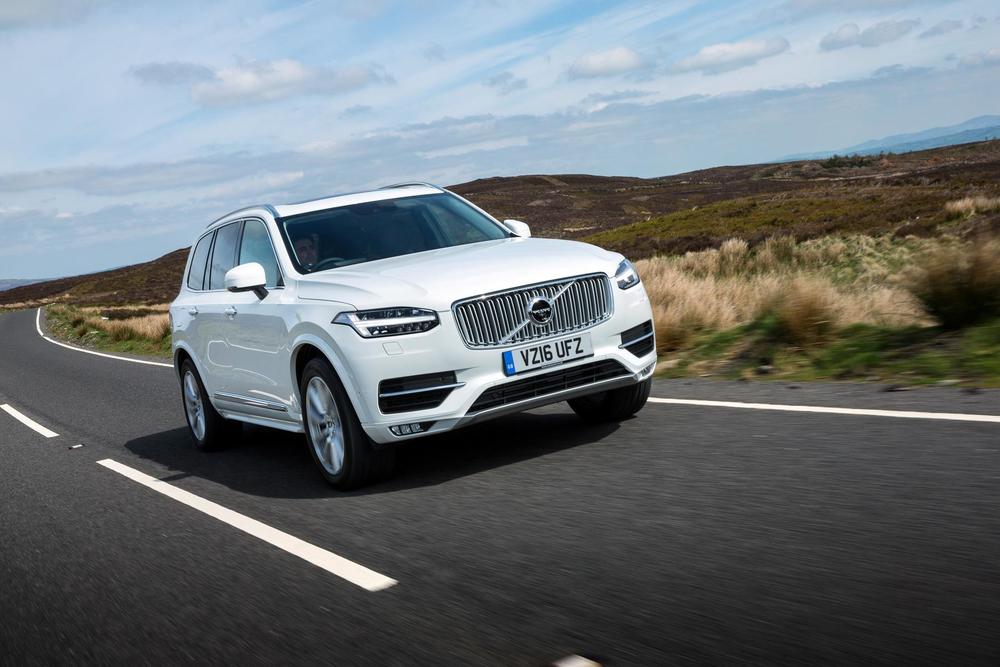 6-Volvo-XC90-D5-AWD