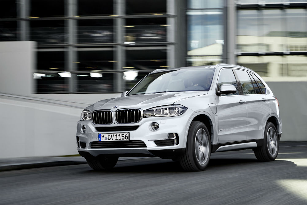 9-BMW-X5-xDrive40e