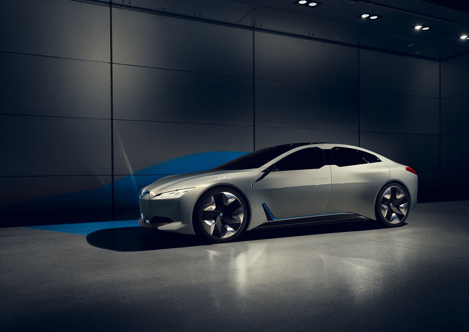 BMW-i-Vision-Dynamics-5