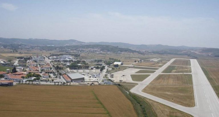 Base-Aérea-de-Sintra-BA1-com-pista_900-768×410