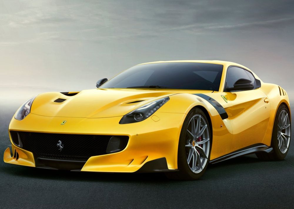 Ferrari-F12tdf-2016-1280-02