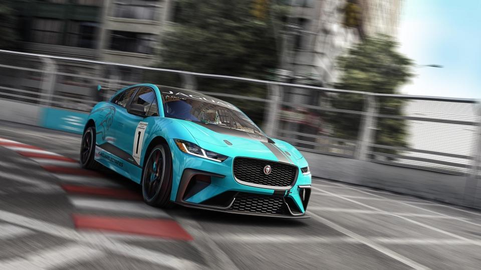 Jaguar-I-PACE-eTROPHY-racecar-track-1-960×600