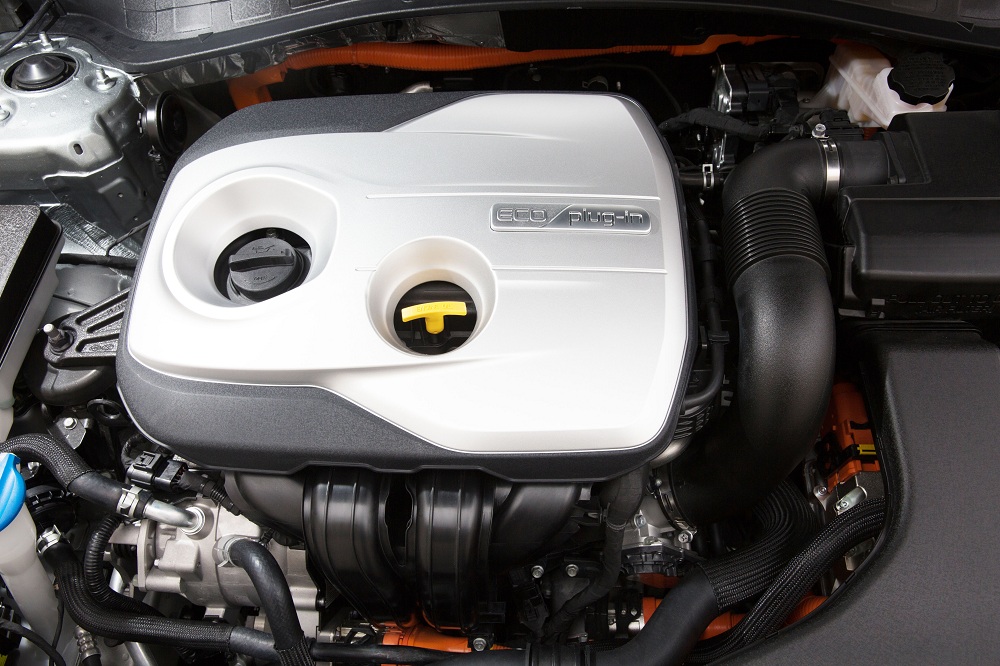 Kia Optima Plug-in Hybrid – Engine Bay 1