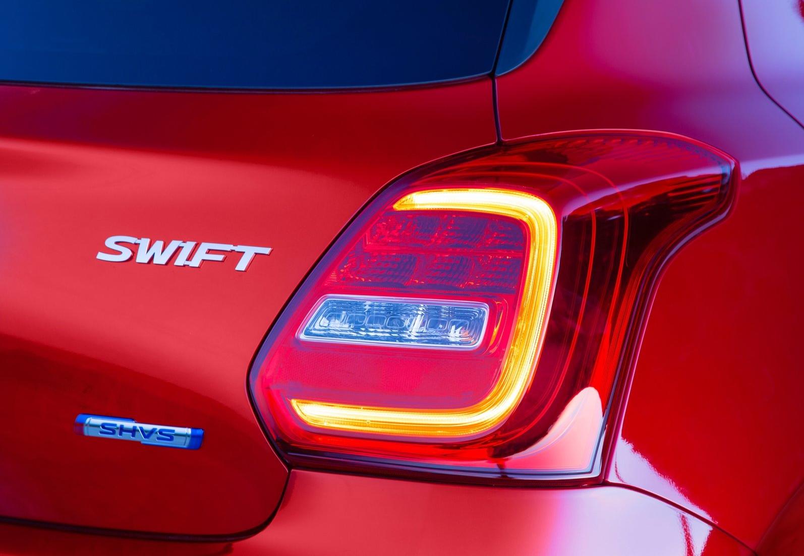 Suzuki-Swift-2018-1600-54