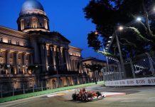 GP Singapura F1: Correr com iluminação foi novidade há 9 anos