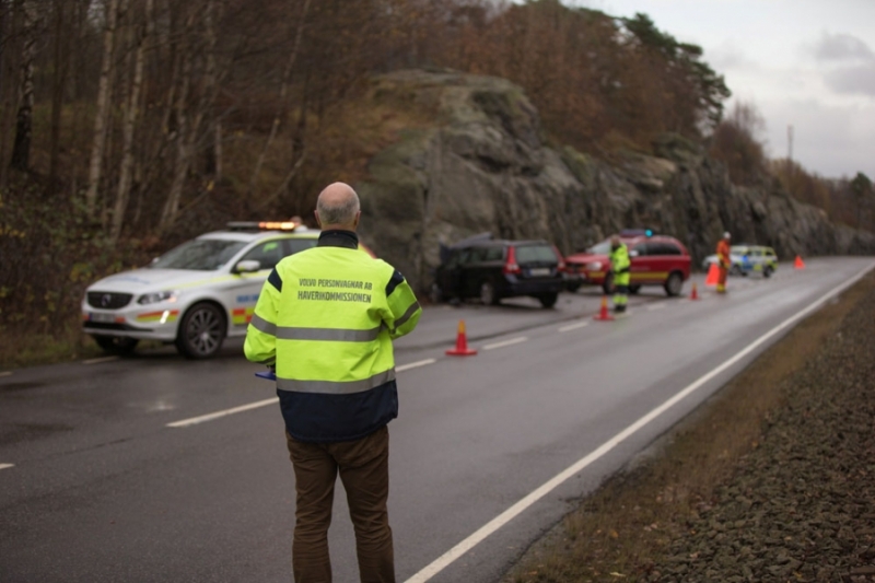 165876_Volvo_Cars_Traffic_Accident_Research_Team-960×600