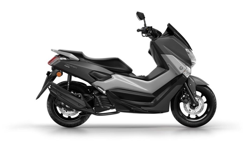 2017-yamaha-nmax-155-eu-matt-grey-studio-002