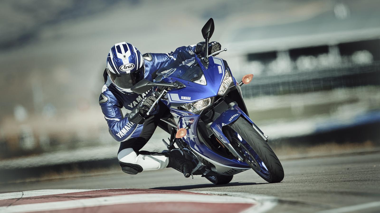 2017 YZF-R3