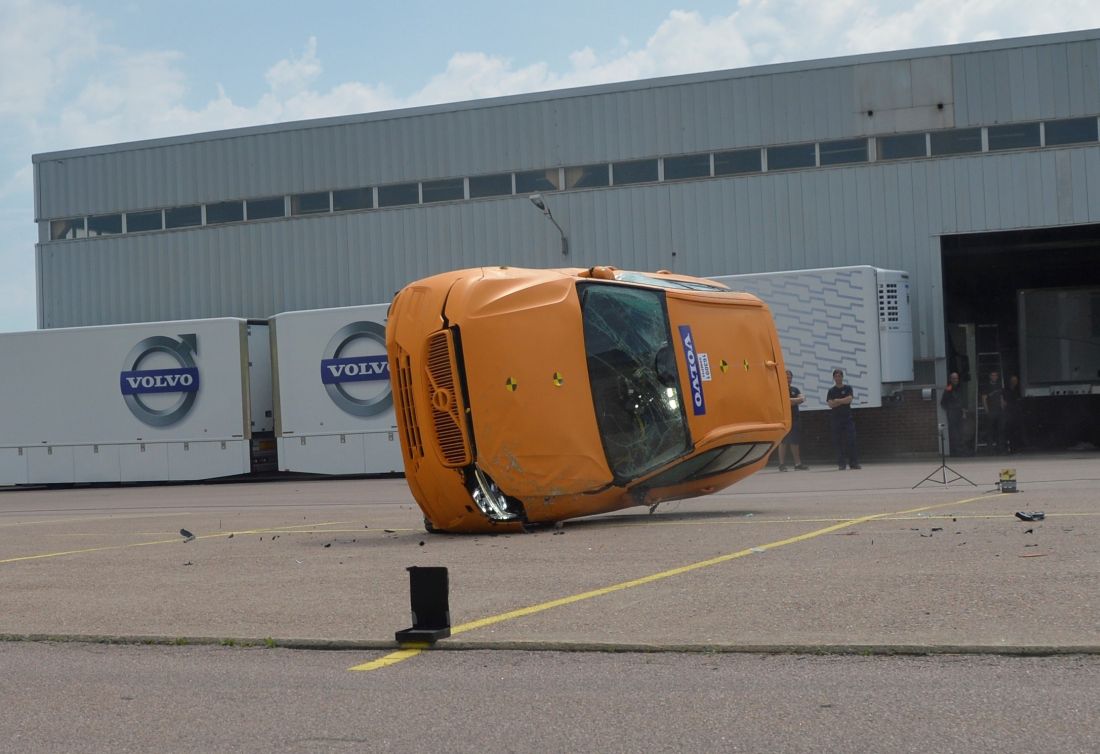 The new Volvo XC60 – Crash tests