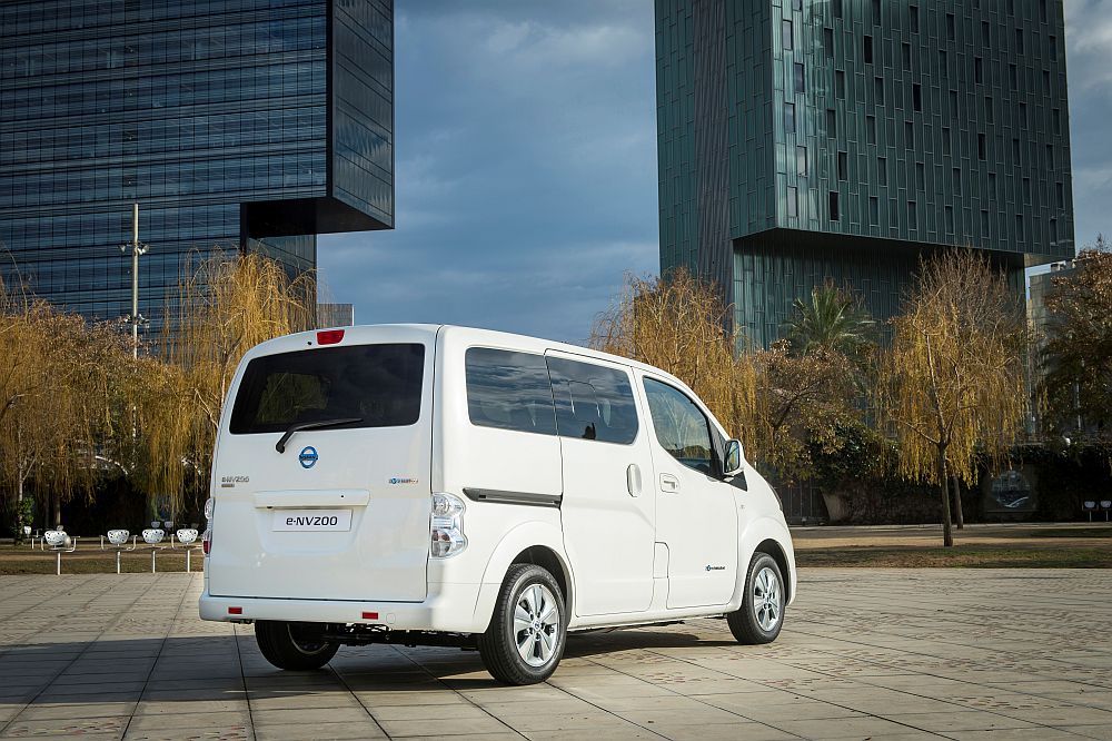 Nissan world premiere of new longer range e-NV200 van