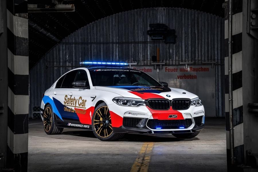 BMW-M5-MotoGP-Safety-Car-10-960×600