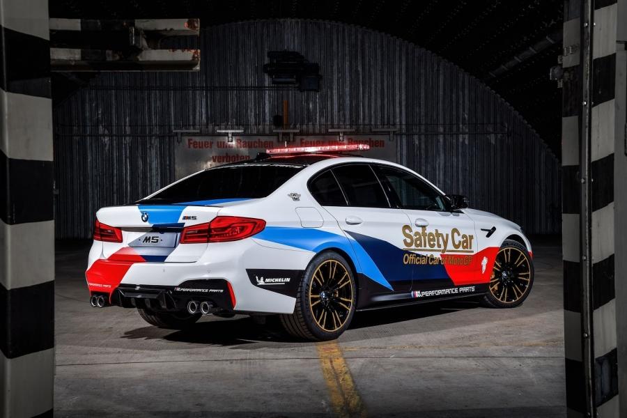 BMW-M5-MotoGP-Safety-Car-14-960×600