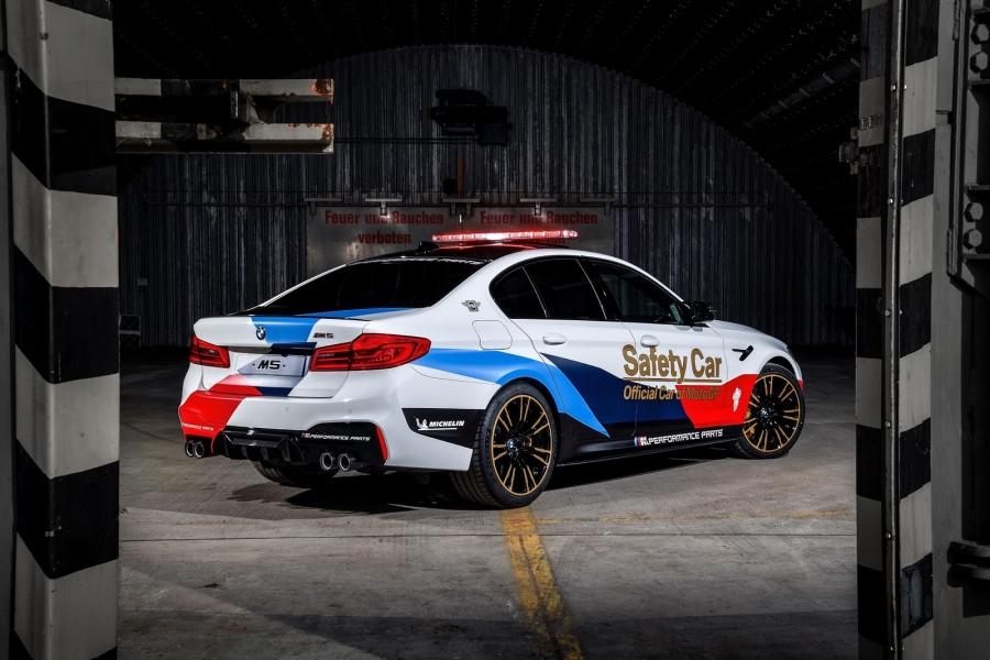 BMW-M5-MotoGP-Safety-Car-15-960×600