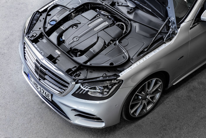D432930-EQ-Power-new-plug-in-hybrid-Mercedes-Benz-S-560-e–More-power-more-range