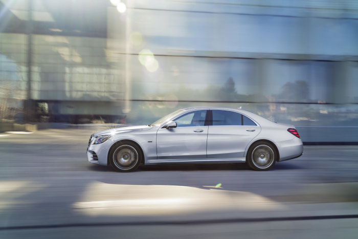 D432956-EQ-Power-new-plug-in-hybrid-Mercedes-Benz-S-560-e–More-power-more-range