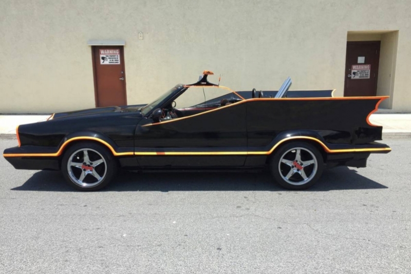 Ford-Mustang-Batmobile-1-960×600