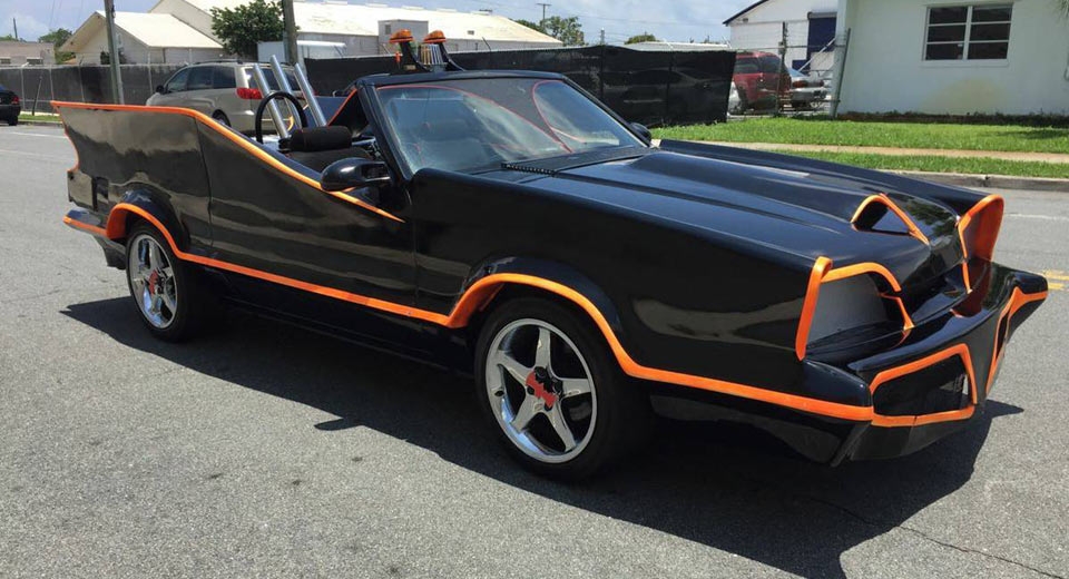 Ford-Mustang-Batmobile-2-960×600