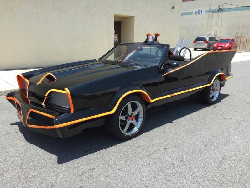 Ford-Mustang-Batmobile-3-960×600