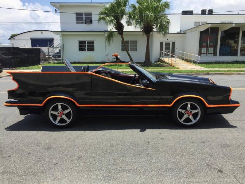 Ford-Mustang-Batmobile-6-960×600