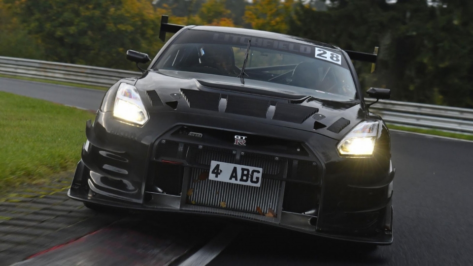 Litchfield-Nissan-GT-R-Nurburgring-1-960×600