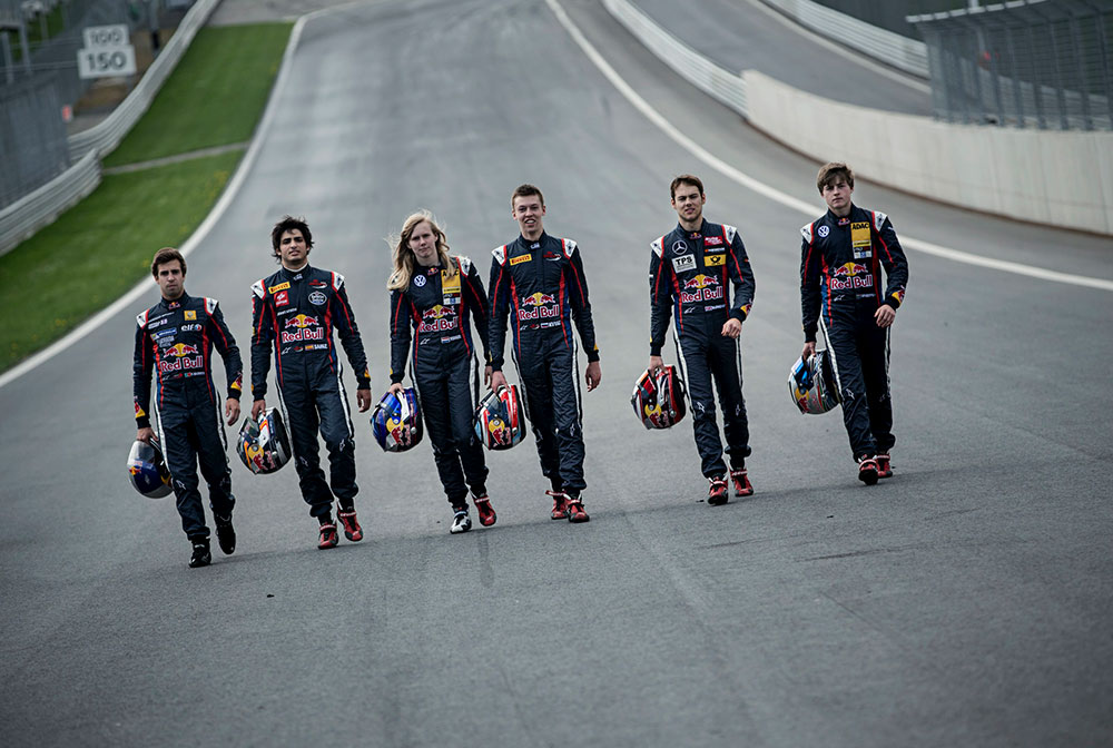 Red-Bull-Junior-Team-(10)
