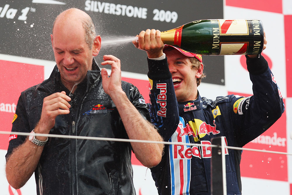 Vettel-Adrain-Newey-84079251KR094_F1_Grand_Prix