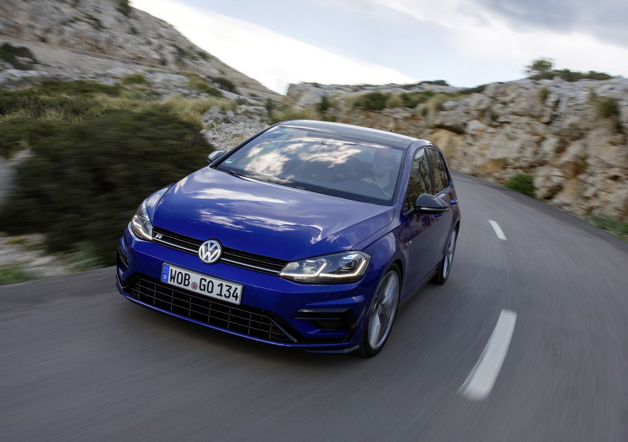 Volkswagen Golf R (29)