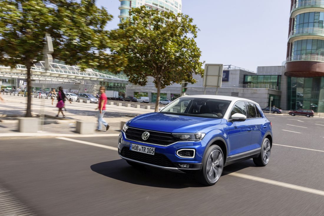 Volkswagen T-Roc_40_out 2017