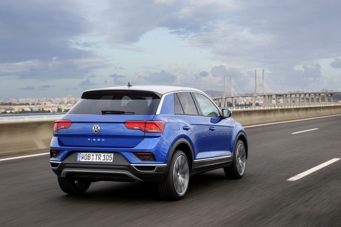 Volkswagen T-Roc_42_out 2017